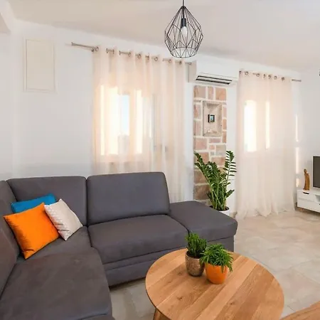 Enticing Sunset With Magnificent Sea Views