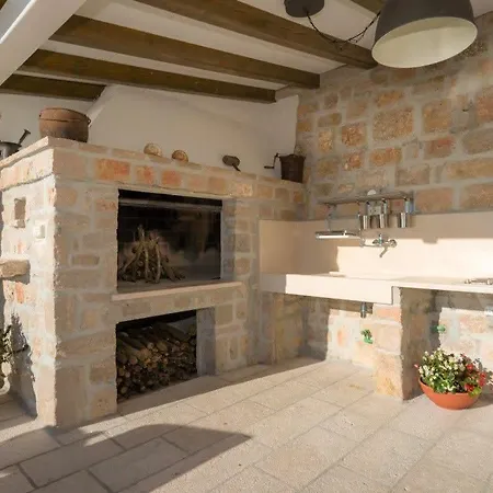 Enticing Sunset With Magnificent Sea Views Murvica (Brac)