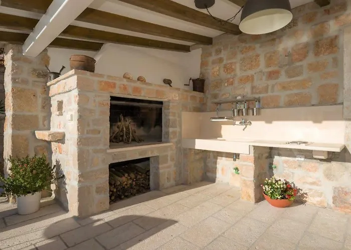 Enticing Sunset With Magnificent Sea Views Murvica (Brac)